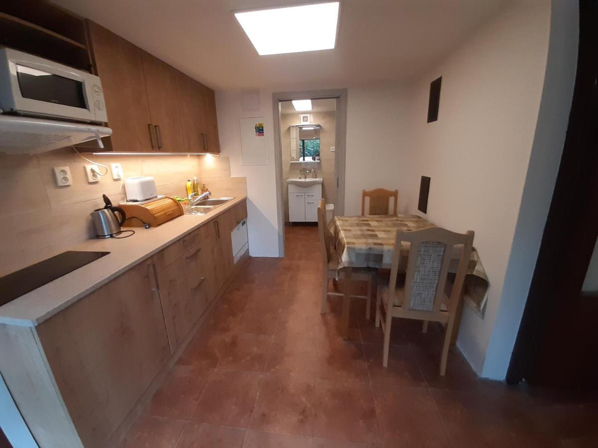 Holiday Home Zajicovi Rabyne 外观 照片